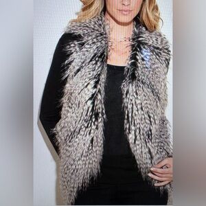 Women’s Guess Los Angeles Faux Fur Vest